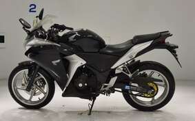 HONDA CBR250R GEN 3 MC41