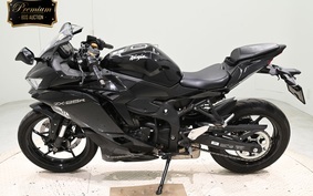 KAWASAKI ZX-25R ZX250E