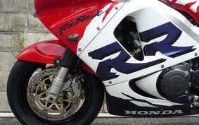 HONDA CBR900RR 2000 SC33