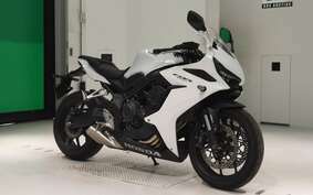 HONDA CBR650R 2023 RH03