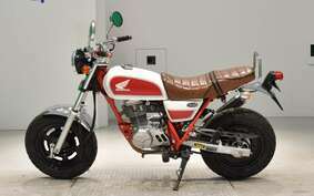 HONDA APE 100 HC07