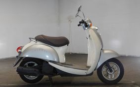 HONDA CREA SCOOPY I AF55