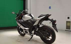 YAMAHA YZF-R3 2021 RH13J