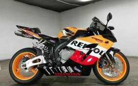 HONDA CBR1000RR 2005 SC57