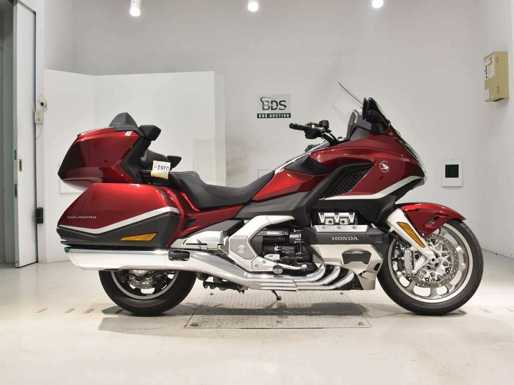 РњРѕС‚РѕС†РёРєР» Honda Gold Wing 2018