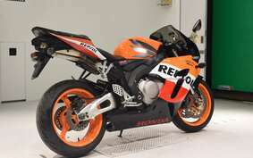 HONDA CBR1000RR 2005 SC57