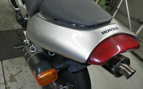 HONDA VTR1000F 2000 SC36