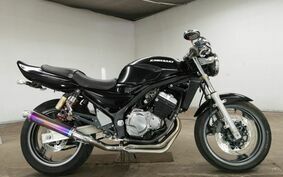 SUZUKI GSX250FX ZR250C