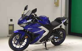 YAMAHA YZF-R25 A RG10J