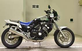 YAMAHA FZX750 2000 3XF