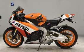 HONDA CBR1000RR Gen. 2 2013 SC59