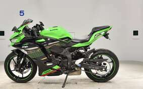 KAWASAKI ZX-25R ZX250E