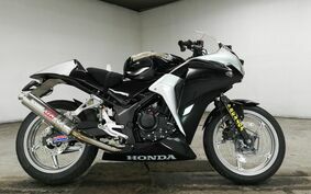 HONDA CBR250R MC41