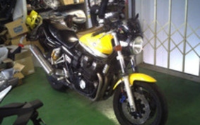 YAMAHA XJR400 R 2004 RH02J