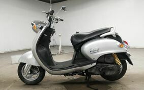 YAMAHA VINO 125 SE24