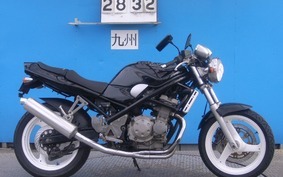 SUZUKI BANDIT 250 GJ74A