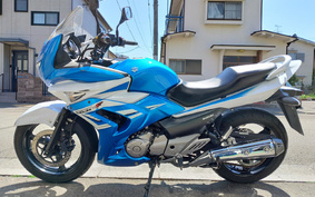 SUZUKI GSR250 GJ55D