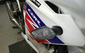 HONDA CBR250R GEN 3 MC41