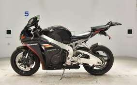 HONDA CBR1000RR Gen. 2 2011 SC59