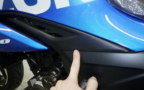 SUZUKI GIXXER 250 ED22B