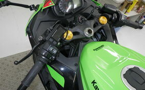 KAWASAKI ZX-25R ZX250E