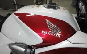 HONDA CB1300SB SUPER BOLDOR A 2013 SC54