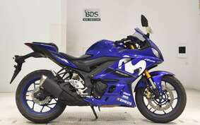 YAMAHA YZF-R25 RG10