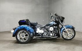 HARLEY FLSTC 1450 Trike 2000 BJY