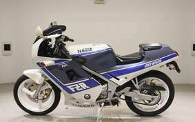 YAMAHA FZR250 2KR