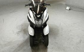 YAMAHA TRICITY 125 SE82J