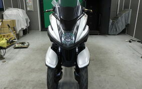 YAMAHA TRICITY 125 SE82J