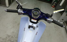 HONDA C125 SUPER CUB JA48