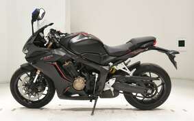 HONDA CBR650R 2020 RH03