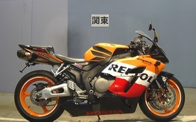 HONDA CBR1000RR 2004 SC57