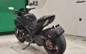 DUCATI DIAVEL 2013