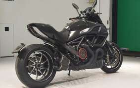 DUCATI DIAVEL Carbon 2011