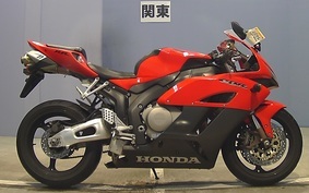 HONDA CBR1000RR 2005 SC57