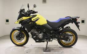 SUZUKI DL650 ( V-Strom 650 ) XTA 2024 C733N