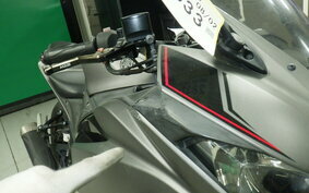 YAMAHA YZF-R25 A RG10J