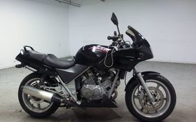 HONDA XELVIS MC25