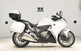 HONDA VFR1200F DCT 2010 SC63