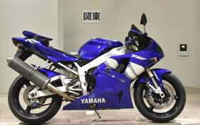 YAMAHA YZF-R1 2000 RN04