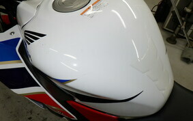 HONDA CBR250R GEN 3 MC41