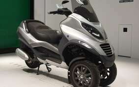 PIAGGIO MP3 250