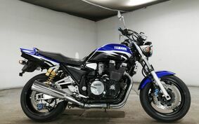 YAMAHA XJR1300 2002 RP03J