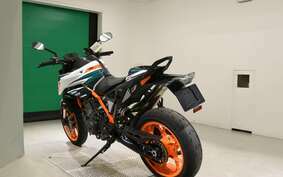 KTM 890 DUKE R 2021