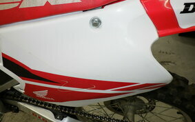 HONDA CR125R JE01