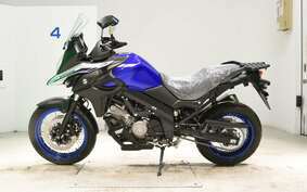 SUZUKI DL650 ( V-Strom 650 ) XTA 2023 C733M