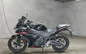 YAMAHA YZF-R25 RG10J