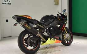 YAMAHA YZF-R1 2002